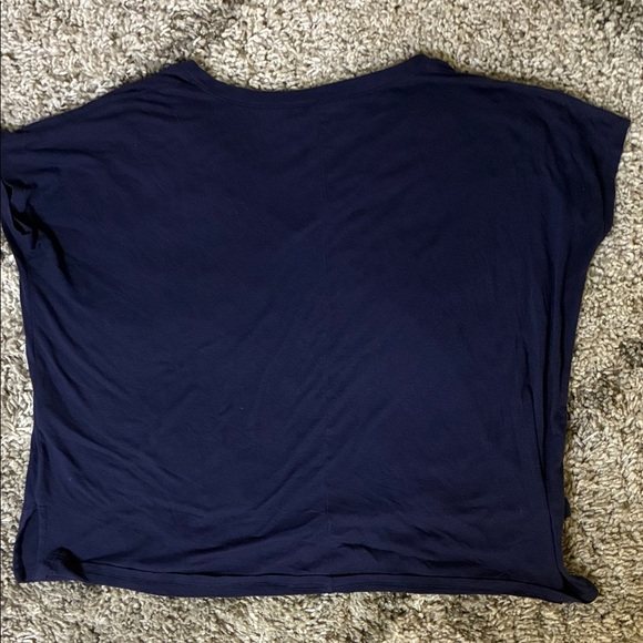 Mudd Women's Soft Deep Blue Cropped V-Neck Tee - Timeless - Picture 2 of 2